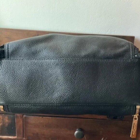 New Michael Kors Crosby 38T2YCBT3G large leather shoulder tote handbag in black. - Picture 4 of 6